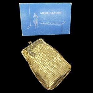 Vintage Whiting and Davis Gold Tone Mesh Mates Cigarette Bag in Original Box